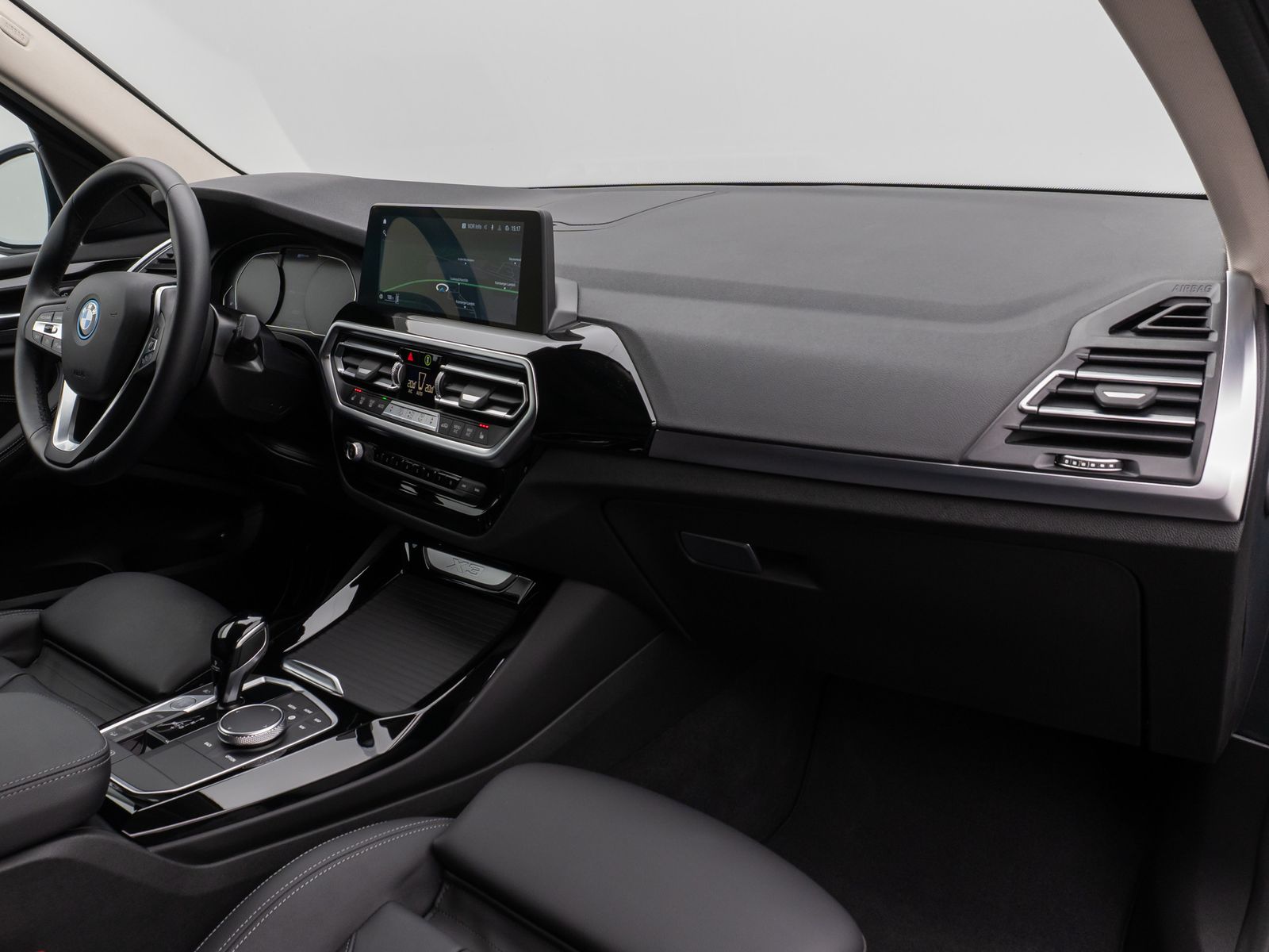 Fahrzeugabbildung BMW X3 xD30e Kamera HUD DAB HiFi AHK Sport 19Zoll