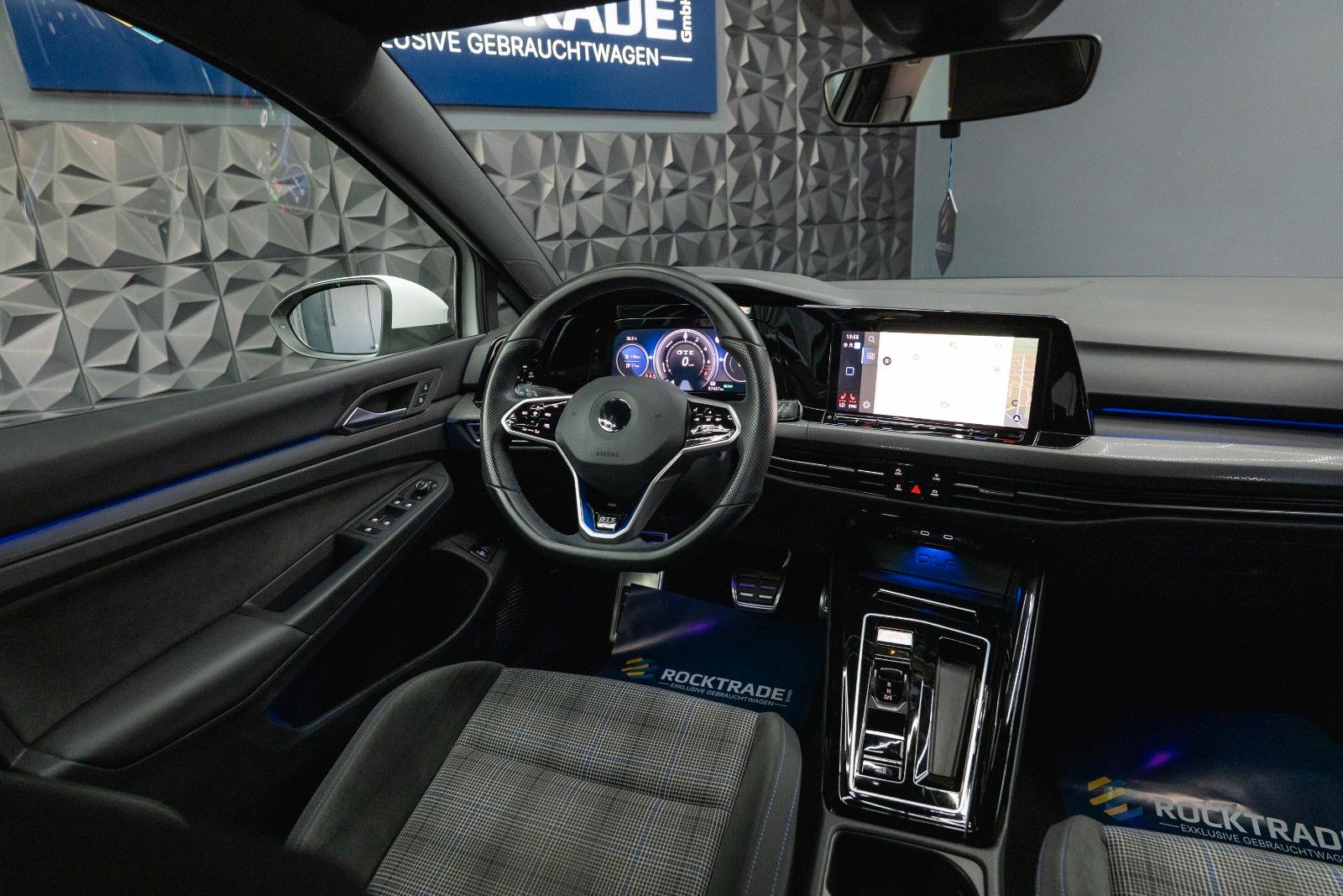 Fahrzeugabbildung Volkswagen Golf VIII Lim. GTE eHybrid Sport | LED | ACC