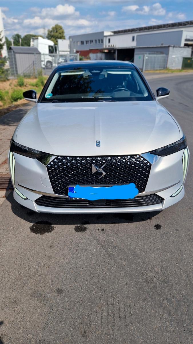 DS Automobiles DS4 PureTech 130 Cross Trocadero Cross Trocadero