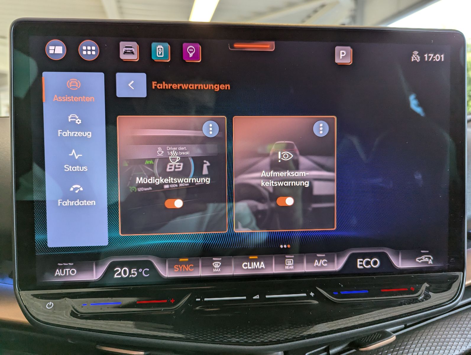 CUPRA Tavascan 210 kW Endura Drive-Pack 82kwh Navi-15" - Image 32