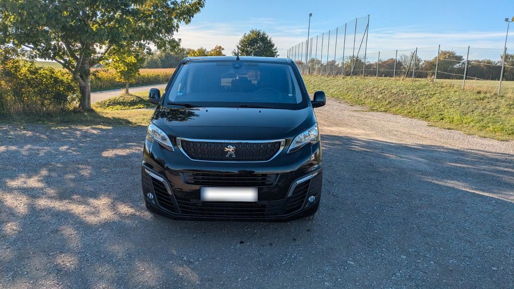 Image of Peugeot Traveller