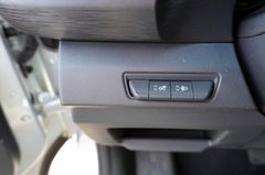 Fahrzeugabbildung Renault Trafic/NV300 8-Sitzer Aut. Kamera Klima Navi LED