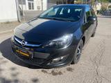 Opel Astra J 1,6L Sports Tourer Selection 1Hand AHK!! - Opel Astra: Sports Tourer Selection