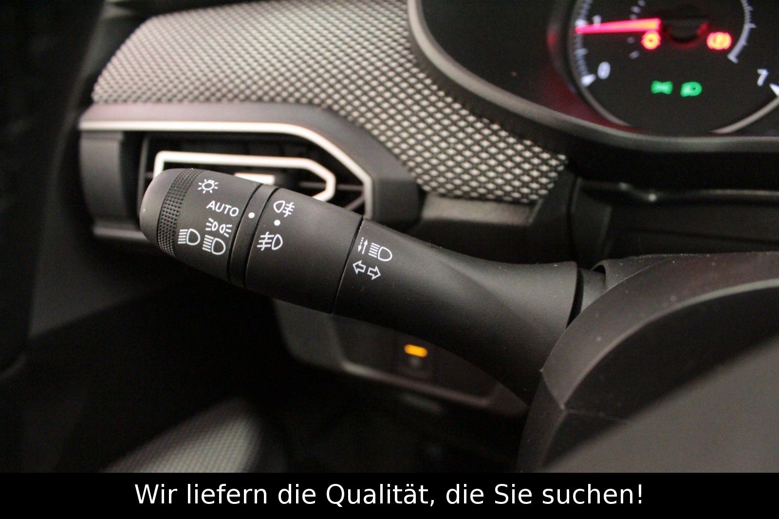 Fahrzeugabbildung Dacia Sandero TCe 90 CVT Journey*Winterpaket*