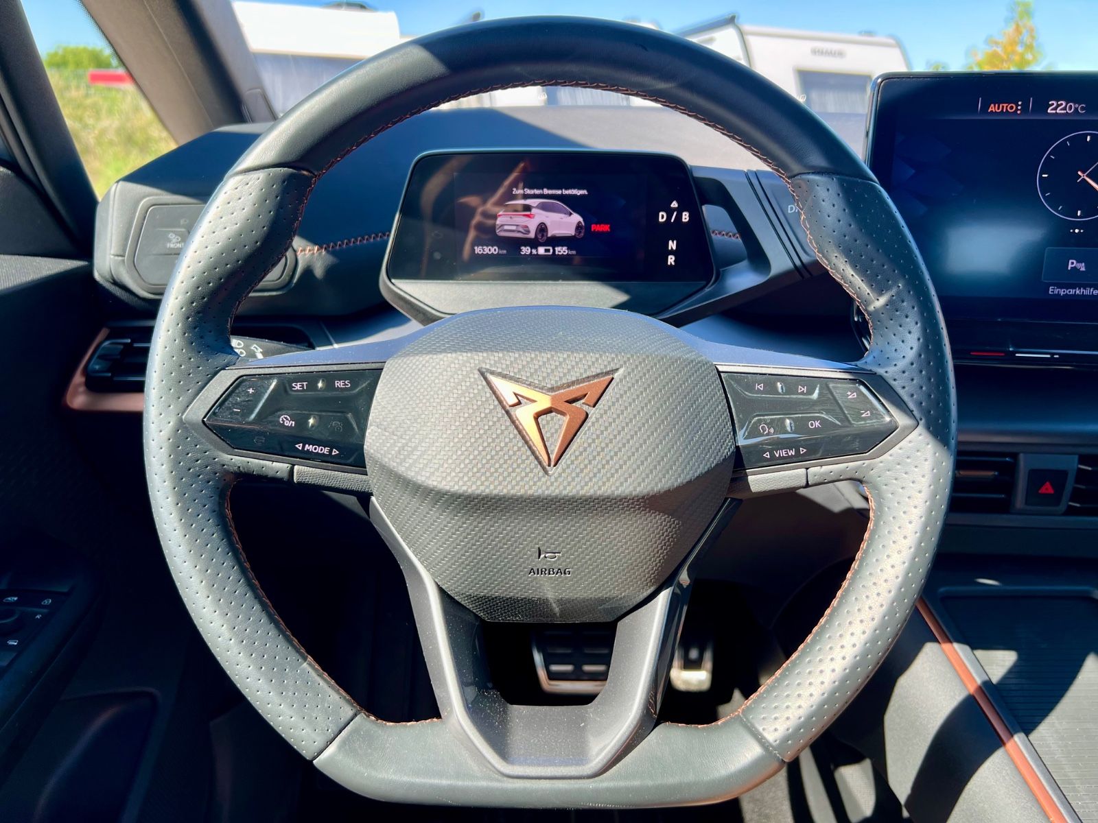 CUPRA Born KLIMAAUT LED PDC L+R-SENSOR DAB CARPLAY