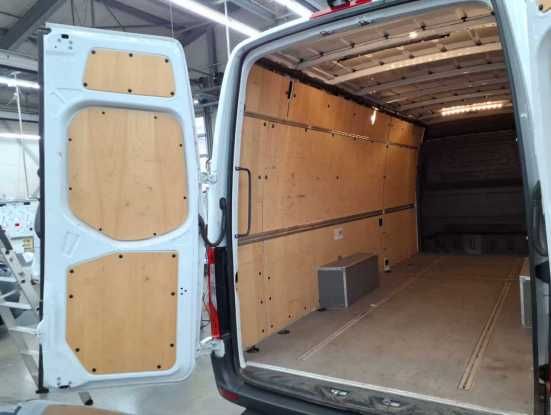 Fahrzeugabbildung Mercedes-Benz Sprinter 317 CDI Kasten L4H2 XXL Schwingsitz SHZ
