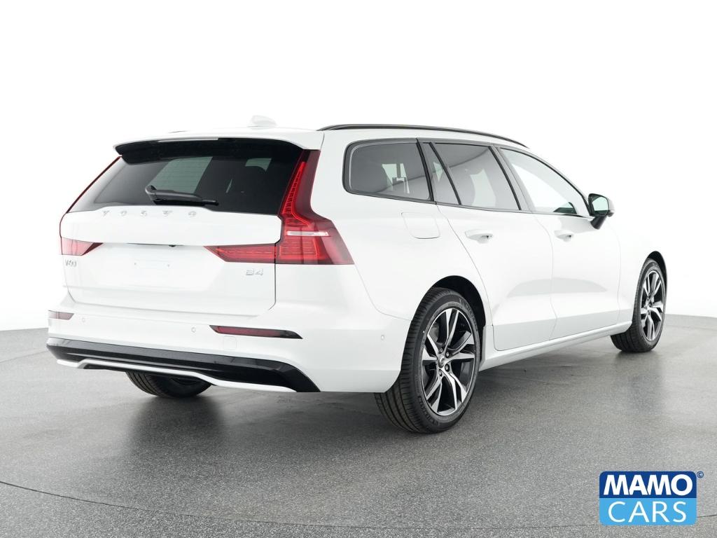 Volvo V60 B4 Plus Dark 360/ACC/Totwinkel/Lenkradheizun
