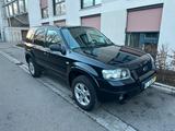 Ford Maverick XLT 4x4 - Ford Maverick mit Benzin-Antrieb: Geländewagen