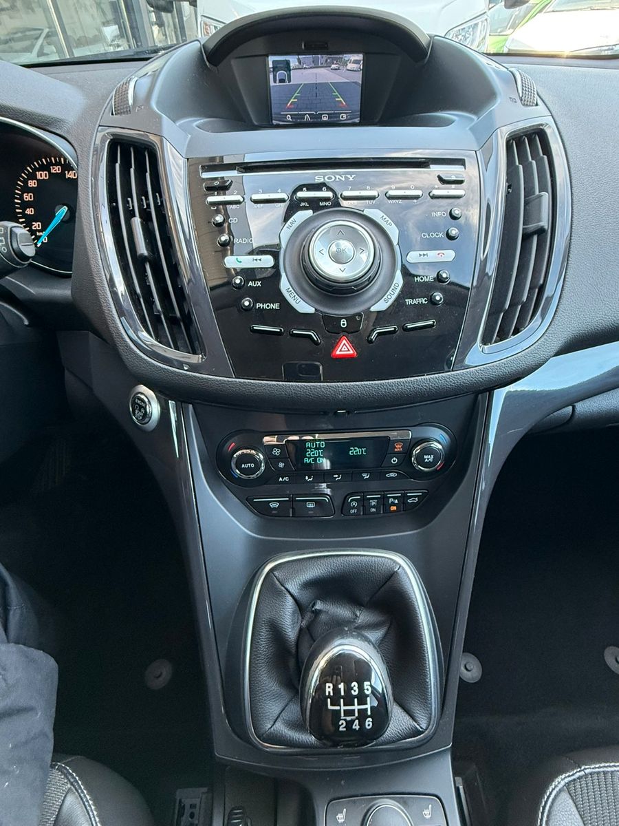 Fahrzeugabbildung Ford Kuga Individual