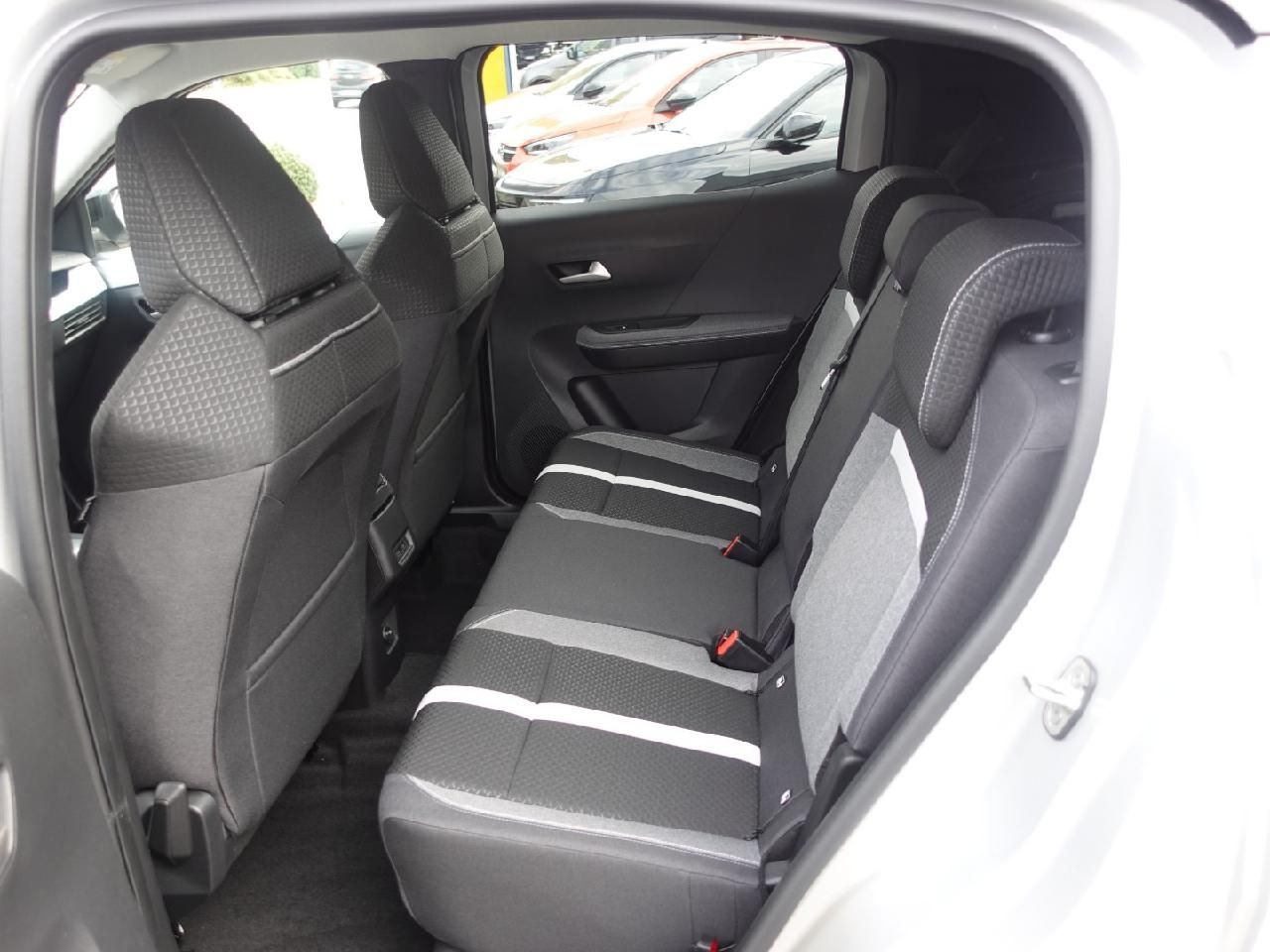 Fahrzeugabbildung Opel Frontera 1,2 GS-Line Mild Hybrid 7-Sitzer