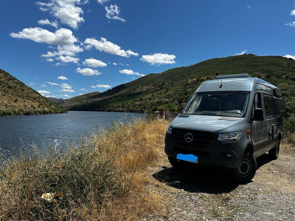 Image of Mercedes-Benz Sprinter