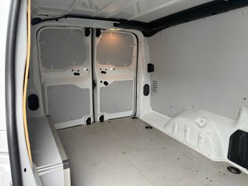 Opel Vivaro Kasten Edition L2+Klima+3-Sitzer+ZV+AHK