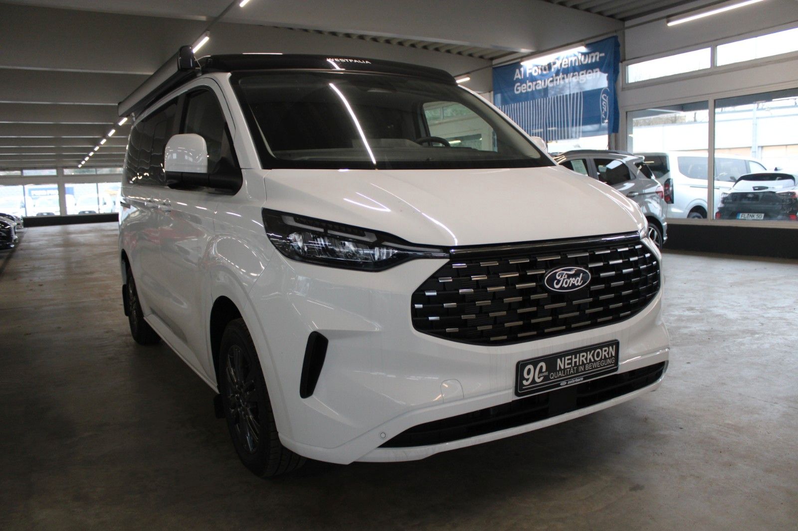 Fahrzeugabbildung Ford NUGGET L1 Titanium MARKISE + Aufstelldach SOFORT