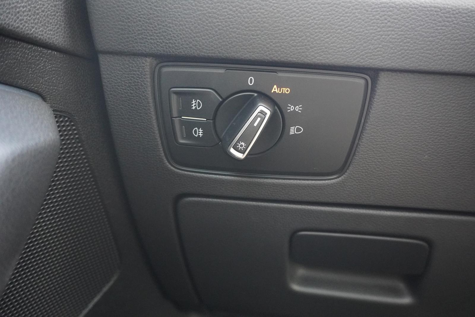 Volkswagen Passat 1.5 TSI Elegance LED Sitzheizung, миниатюра 20
