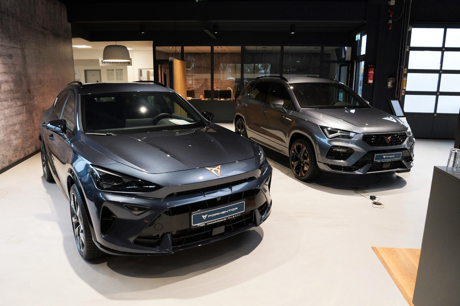 showroom-image-bottom