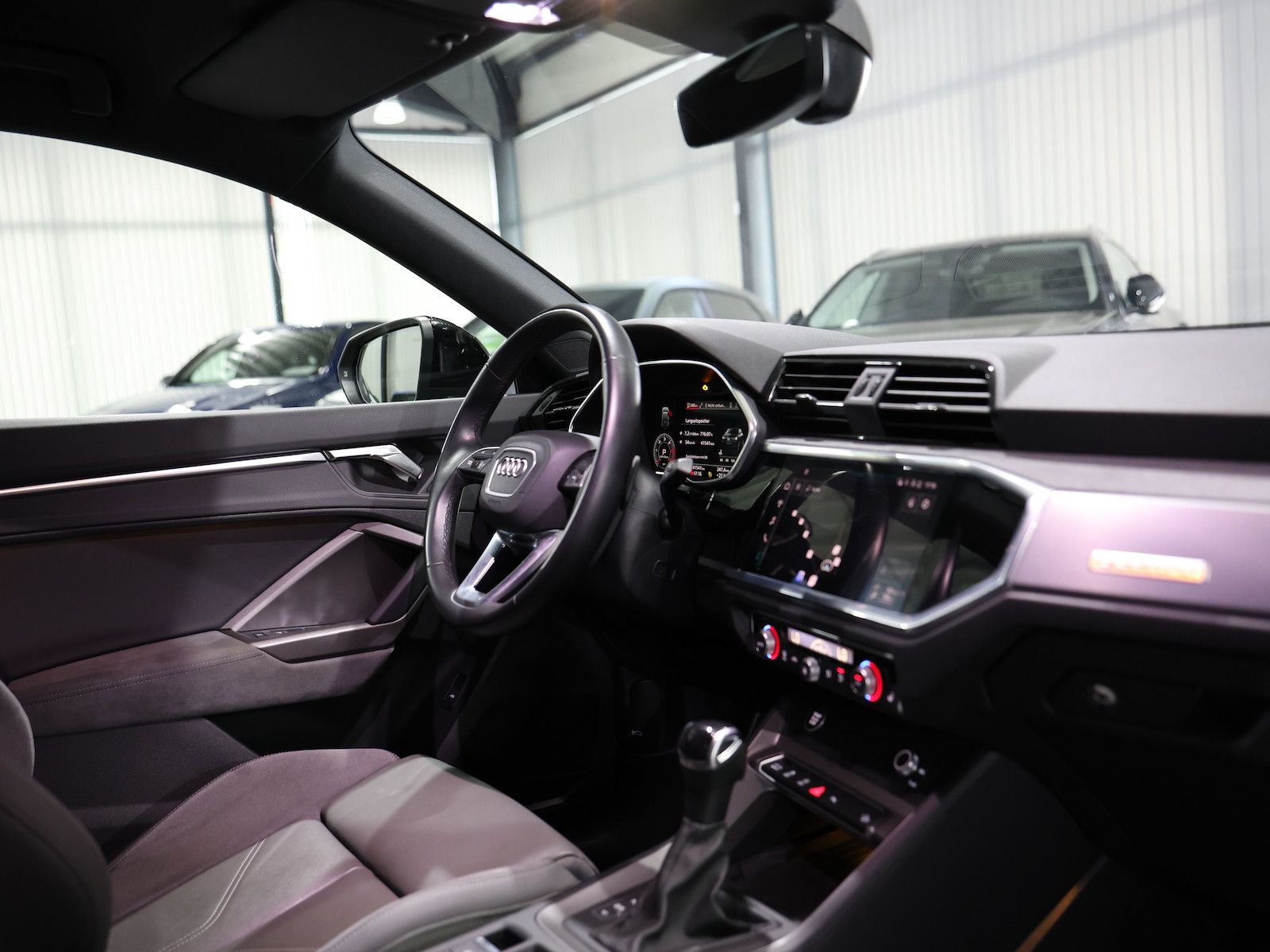 Audi Q3 SPORTBACK 40 TDI Q S-LINE DESIGN BLACK / LED foto 20
