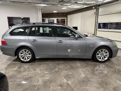 Fahrzeugabbildung BMW 525 d Touring HeadUp Xenon Pano Leder PDC