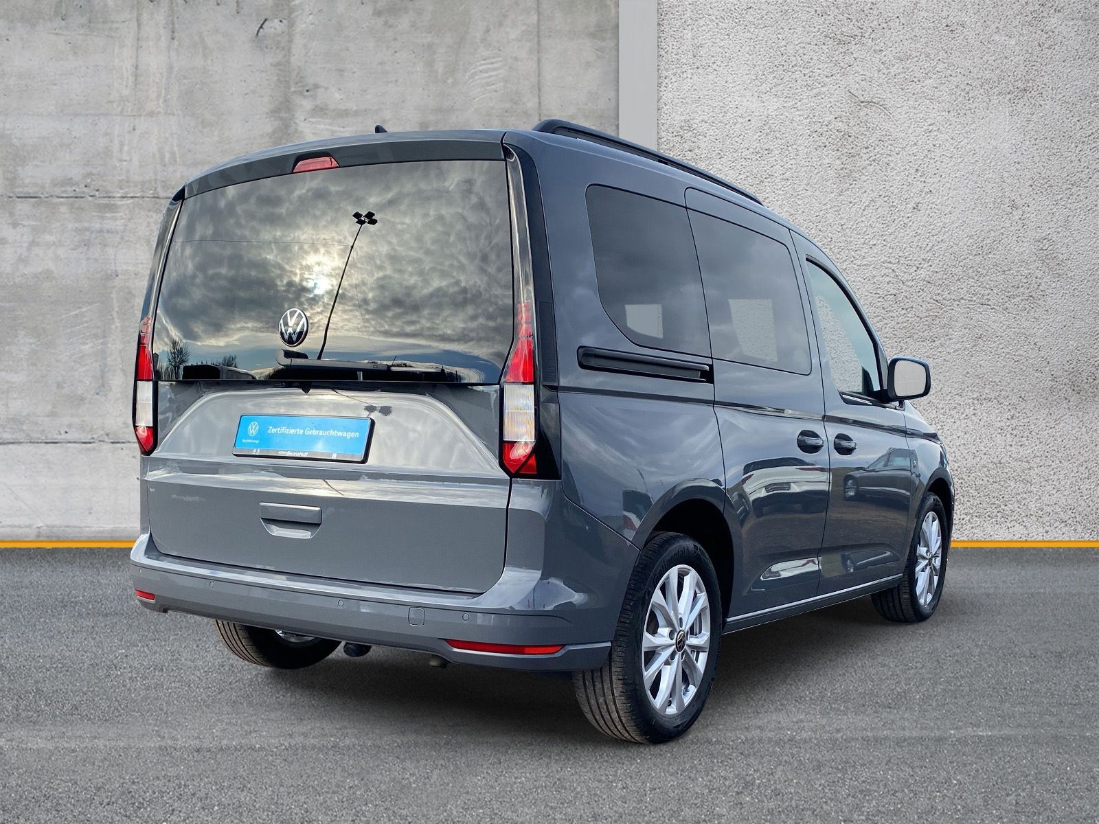 Fahrzeugabbildung Volkswagen Caddy 2.0 TDI DSG Life AHK LED APP ACC KAMAERA