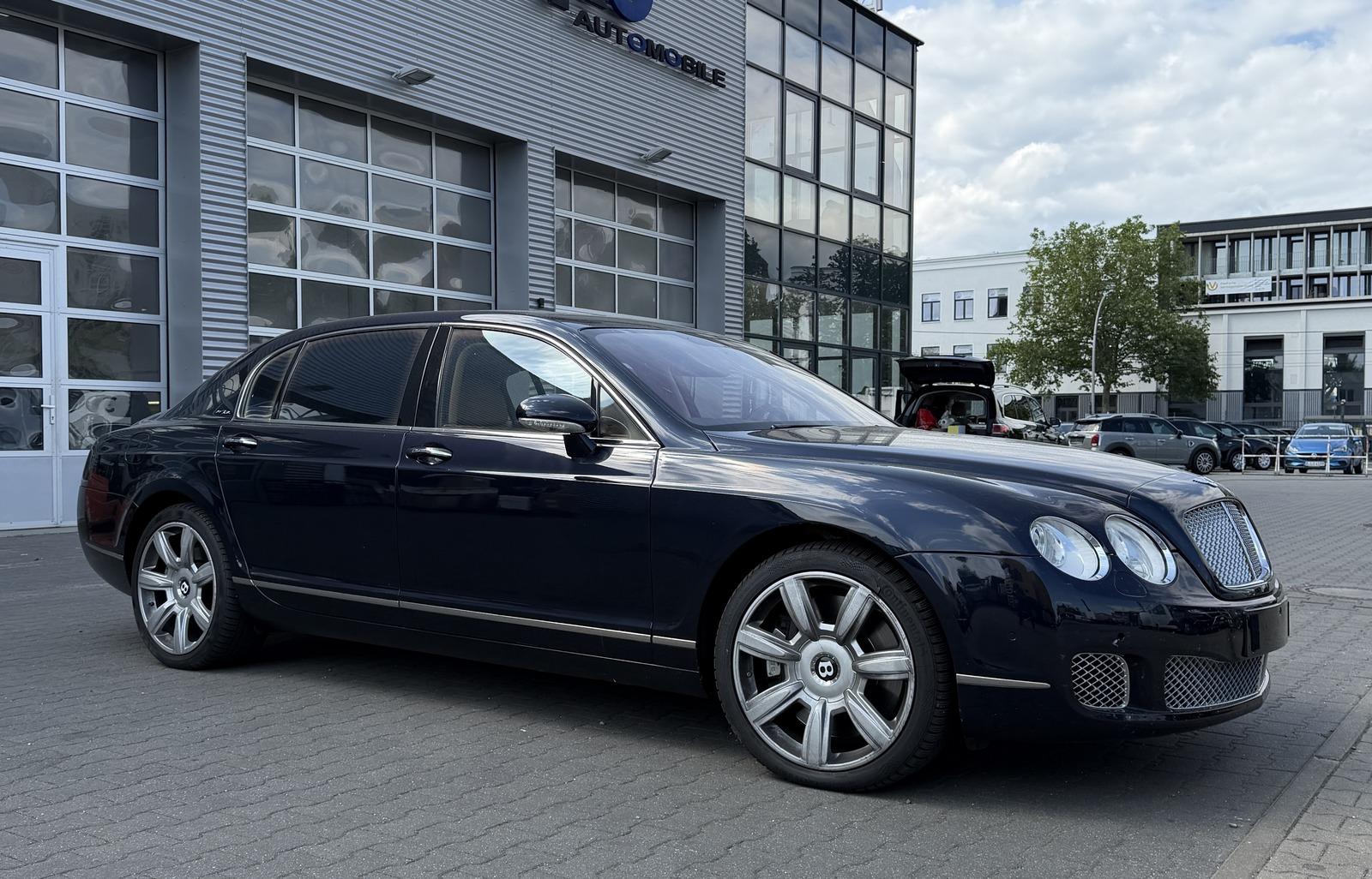 Bentley Continental Flying Spur W12 ACC/ 1 Hand