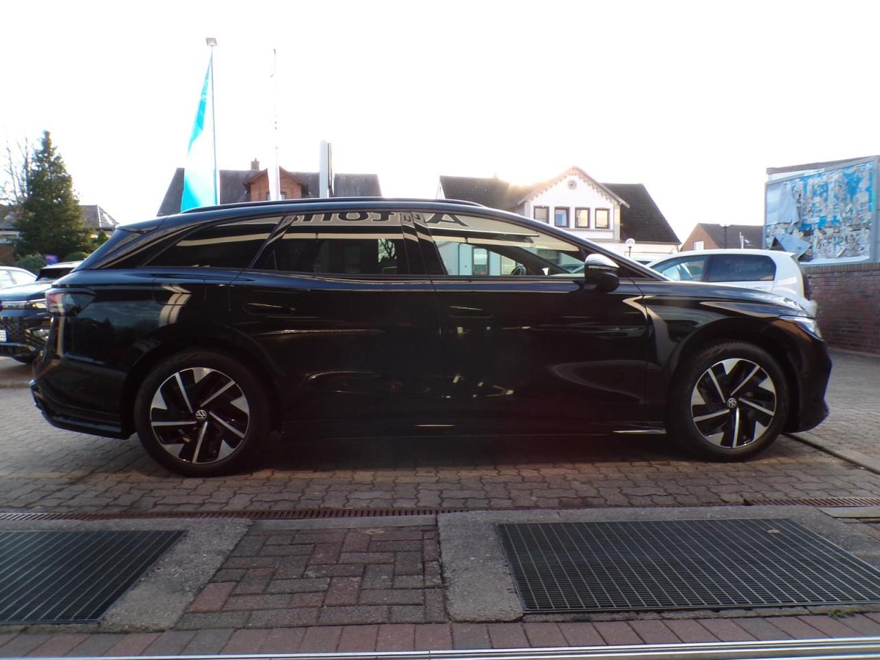 Volkswagen ID.7 TOURER PRO*210KW*ACC*CLIMA*LED*BLACK STYLE