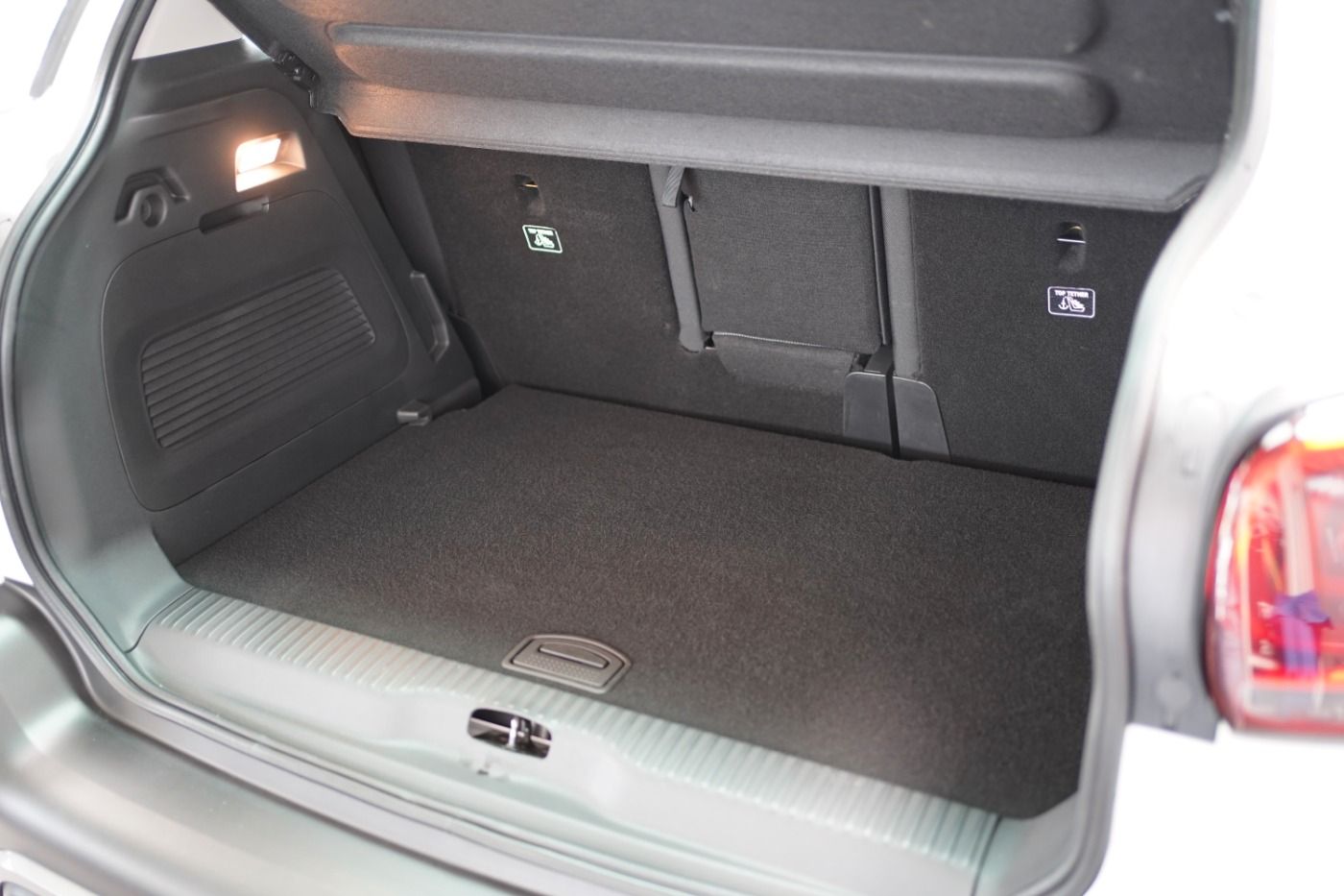 Fahrzeugabbildung Citroën C3 Aircross PureTech 110 Shine Schiebedach Navi