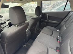 Fahrzeugabbildung 6 Kombi 1.8 Active