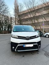 Toyota Proace EZ: 11/21 Kleinbus  Sehr gu... - Toyota Verso Gebrauchtwagen in Berlin