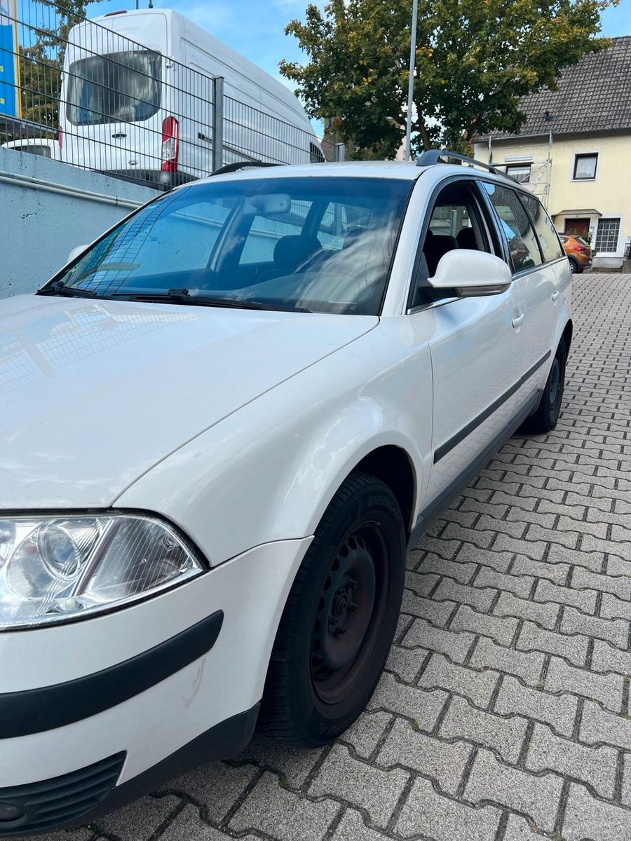 Volkswagen Passat 2005 — салон