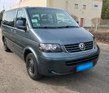 Volkswagen T5 Multivan 7sitzen 1.9 102ps - Volkswagen T5 Multivan mit Diesel-Antrieb: Kleinbus, 1.9