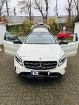 Mercedes-Benz GLA 220d 4MATIC - Mercedes-Benz GLA 220 aus 2017