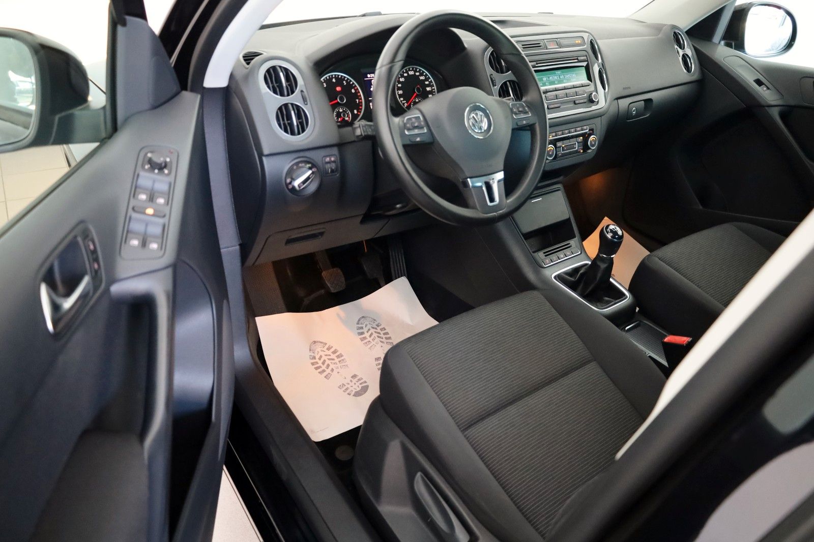 Fahrzeugabbildung Volkswagen Tiguan Trend & Fun BMT SH,PDC,8 fach bereieft