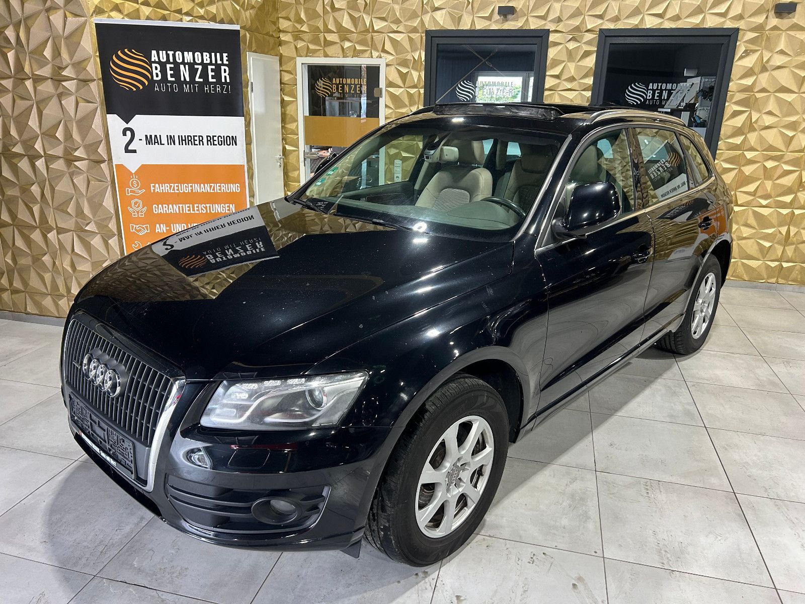 Fahrzeugabbildung Audi Q5 2.0 TDI  quattro/PANO/NAVI/AHK/SHZ/KLIMA/2.HA