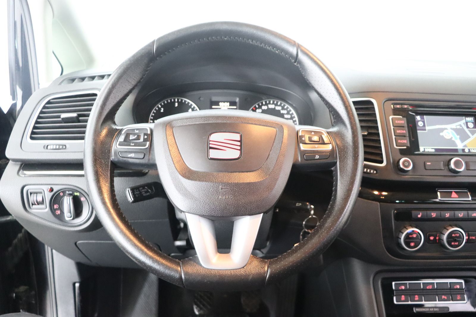 Fahrzeugabbildung SEAT Alhambra 2.0 TDI Stylance 7- Sitzer