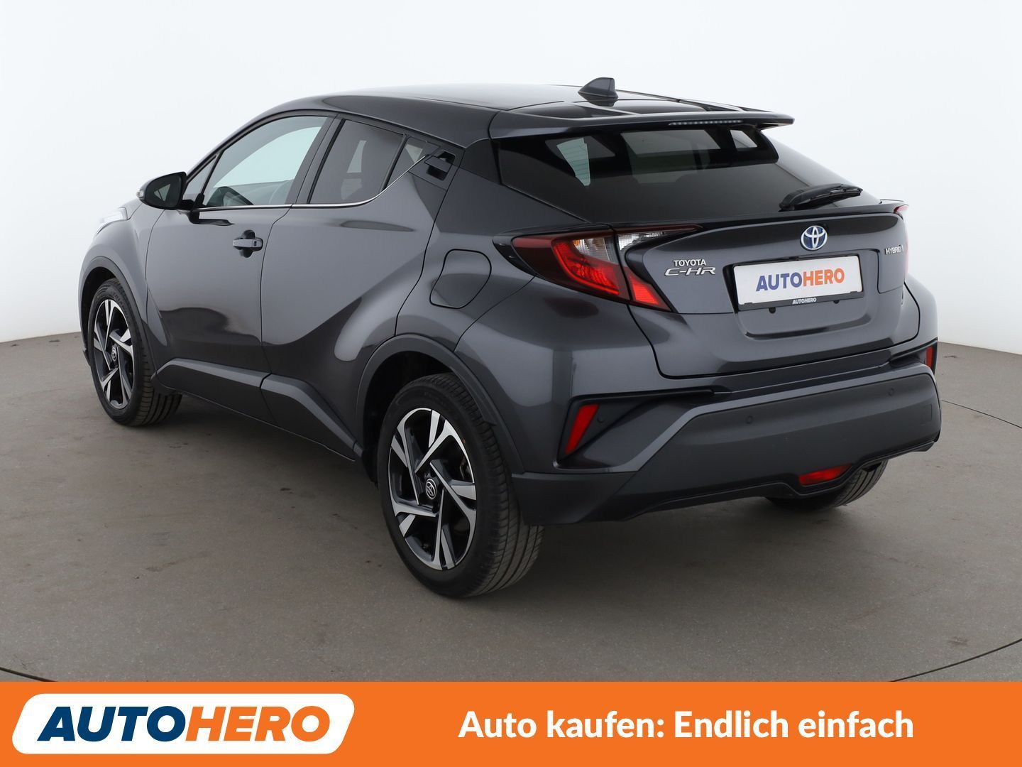 Toyota C-HR 1.8 Hybrid Lounge Aut BiLED CAM ACC SHZ LHZ foto 4