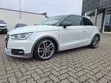 Audi A1 1.6 TDI sport KLIMA PDC SITZHEIZUNG NAVI - Audi A1 mit Diesel-Antrieb: Limousine, Automatik