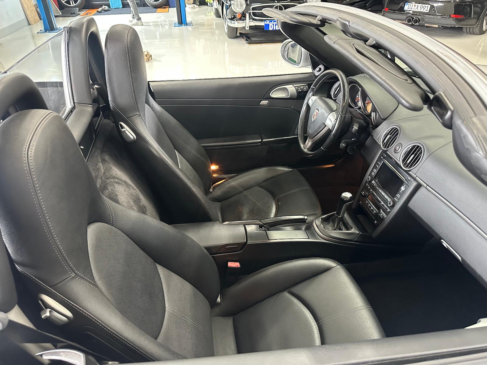 Porsche Boxster 987 2.9 256 ch BVM / Bi-Xénon / PCM / Jantes Carrera 19"