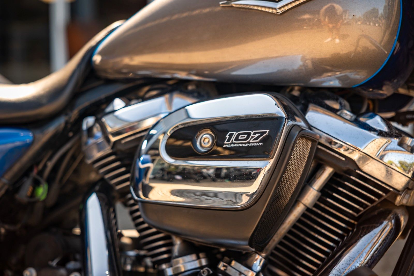 Fahrzeugabbildung Harley-Davidson FLHRC Road King Classic 107 cui -Screamin Eagle-