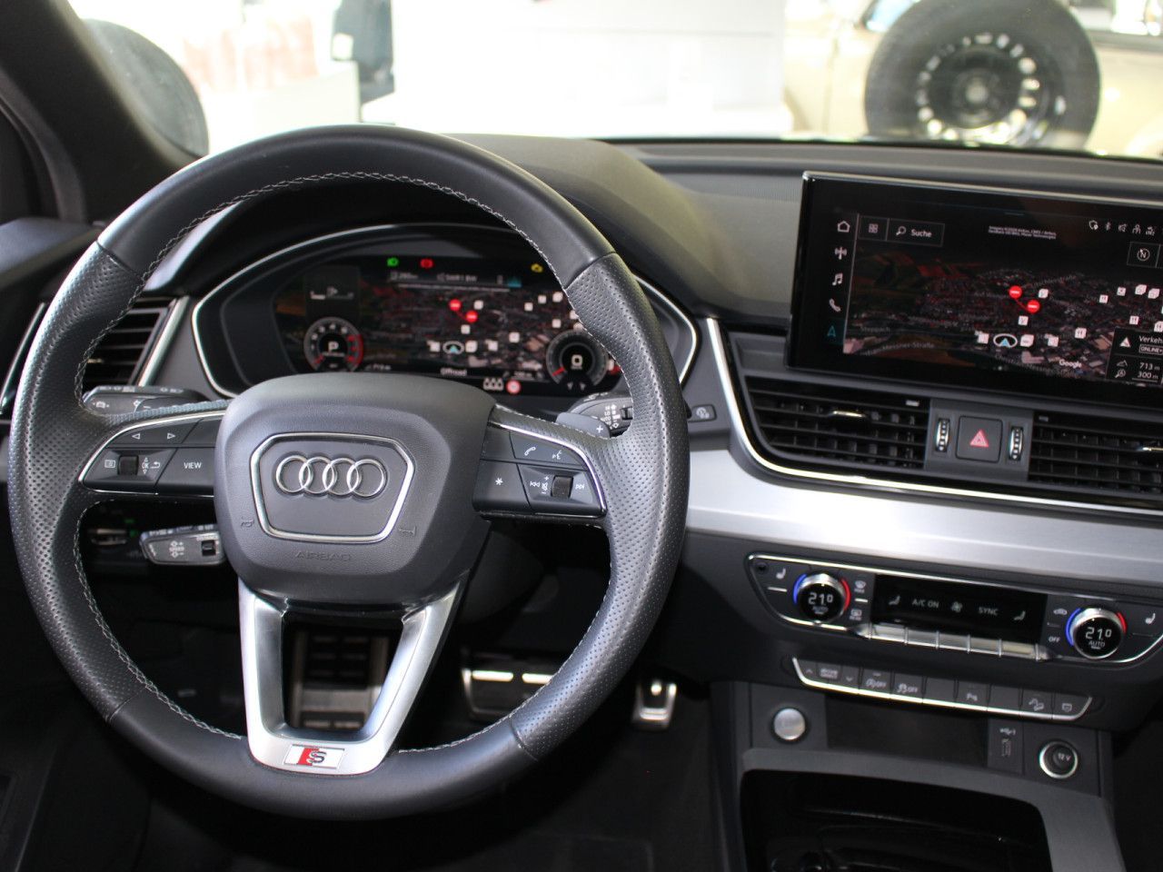 Fahrzeugabbildung Audi Q5 40 TFSI quattro S line AHK/Matrix/ACC