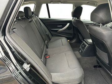 BMW 320 - 9