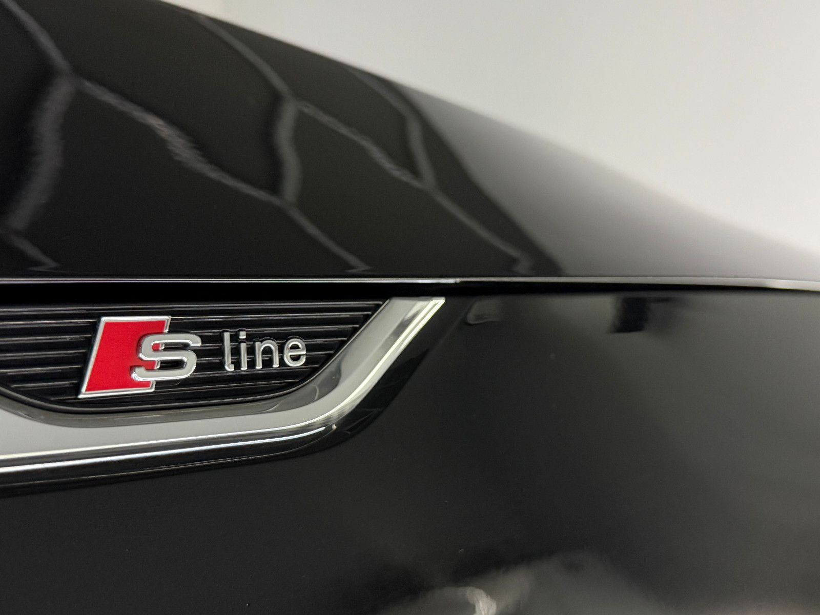 Fahrzeugabbildung Audi A5 Sportback 2.0 TDI S-LINE/360*/B&O/MASSAGE/ACC