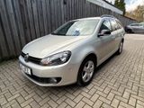 Volkswagen Golf VI Variant Style SHZ KLIMA ALU`S KAMERA PDC - mit Benzin-Antrieb: Kombi
