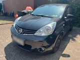 Nissan Note schwarz 2010 Frauenhand wenig ... - Nissan Note aus 2010