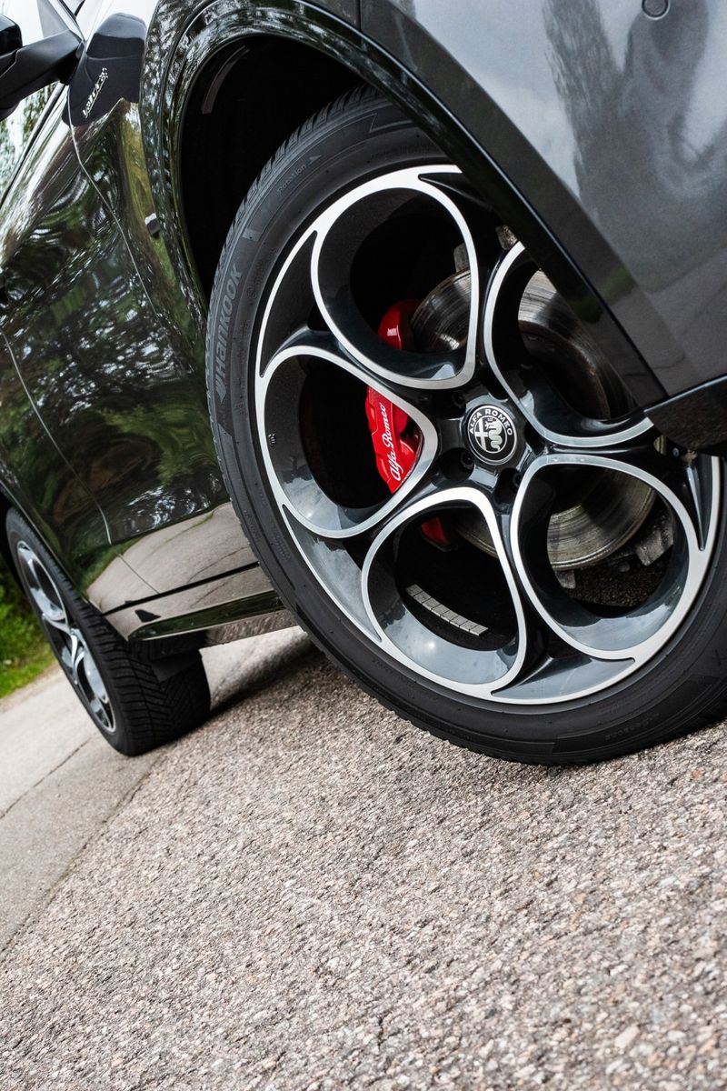 Fahrzeugabbildung Alfa Romeo Stelvio Veloce 2.2 Q4 AT8 * ab 274€/Monat o. Anz