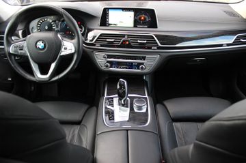 BMW 740 - 9