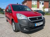 Peugeot Partner L2 Premium Automatik,Klima,Navi,AHK,3Si. - gebrauchte Peugeot Partner aus dem Jahr 2017