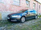Volvo V70 D5 Momentum Momentum-R-Design-Navi-Leder - Volvo V70: R Design