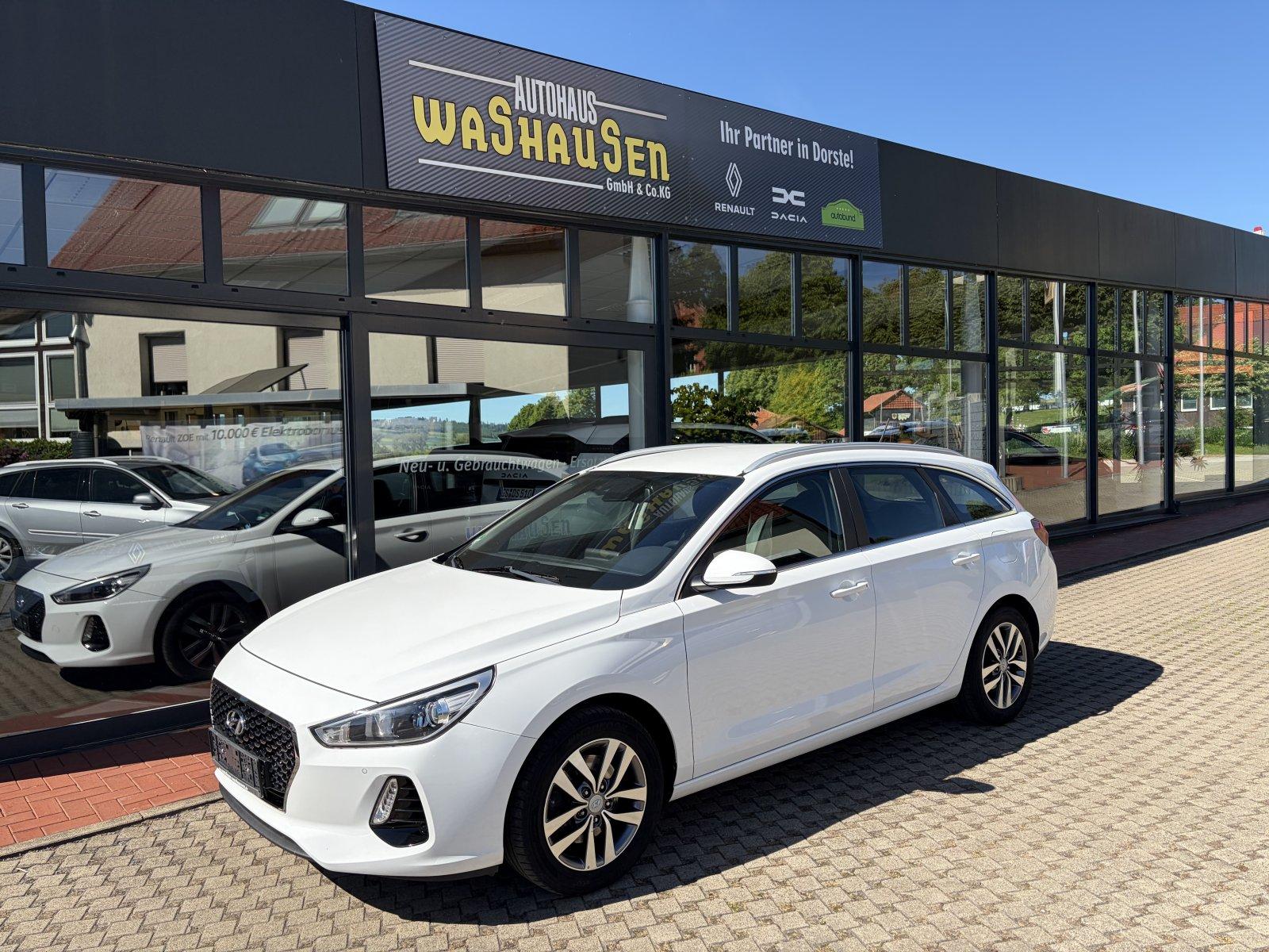 Hyundai i30 cw Family SHZ PDC Klimaaut. Kamera 8-Fach