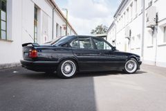 Fahrzeugabbildung ALPINA B10 Biturbo *Sonderlack / Büffel / Recaro*