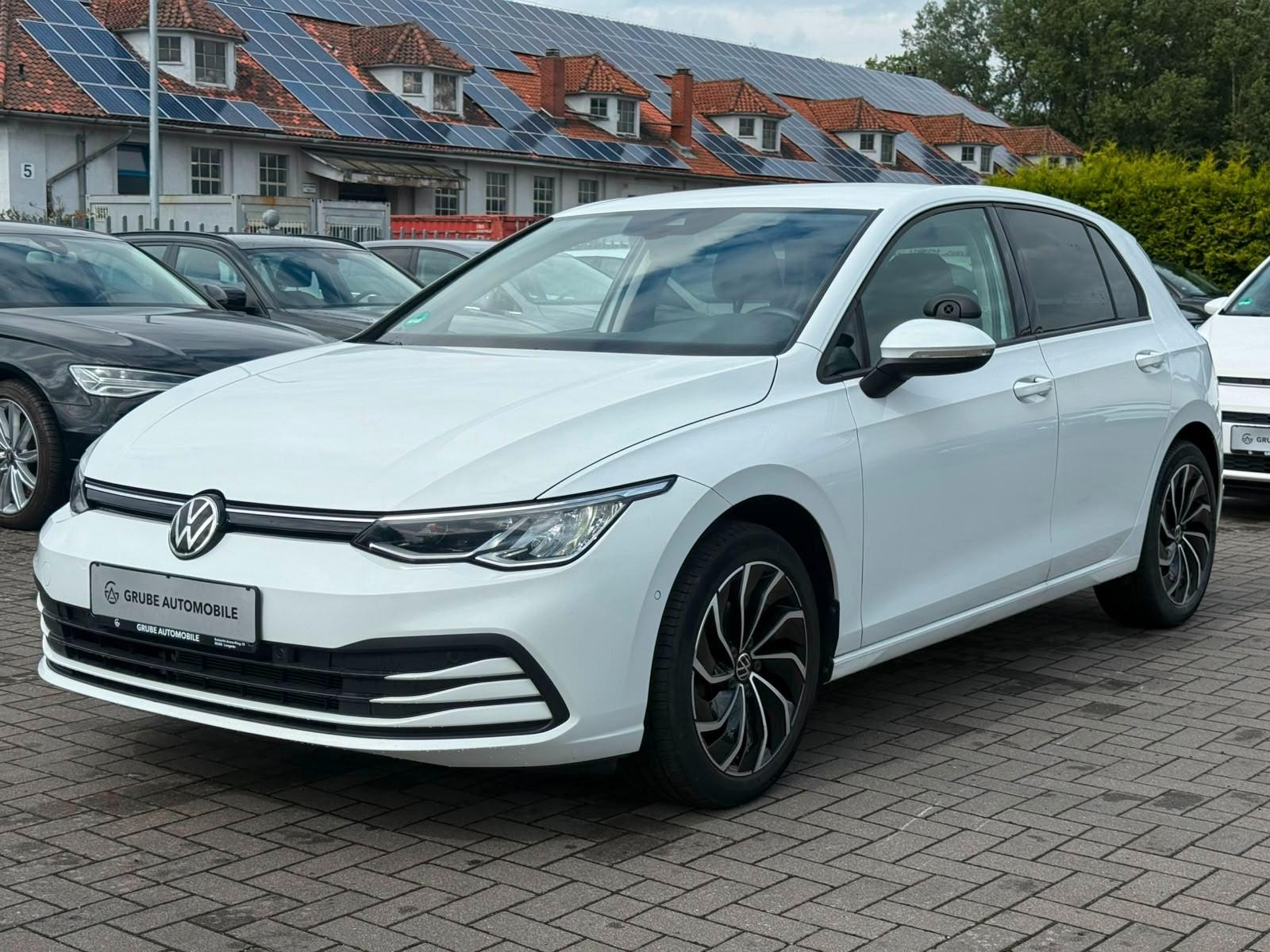 Volkswagen Golf 8 2.0TDI Life LED*NAV*SHZ*ACC*CAM*CARPLAY