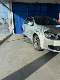 Volkswagen Golf - 5